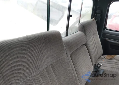 1991 Ford F150 z USA, uszkodzony, nr VIN 1FTEF15Y6MLA05927